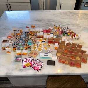 Zuru Mini Brands Foodie Lot-Series 1 & 2-Lot of 166 Pieces-LOOK!!